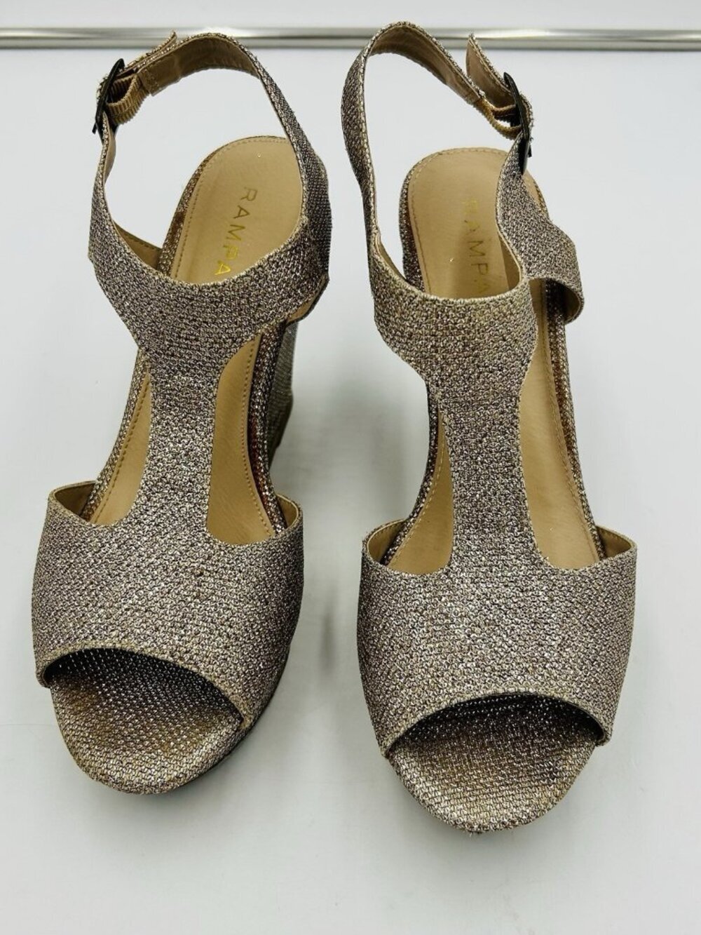 Rampage Women’s Blush Gold Glitter Mesh Candelas 4" Wedge Heel Sandals Size 8.5M